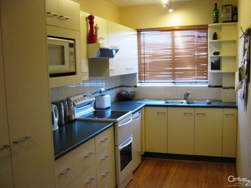 2/5 Dent Street, Merewether NSW 2291