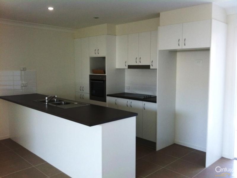 19 Radiant Avenue, Largs NSW 2320