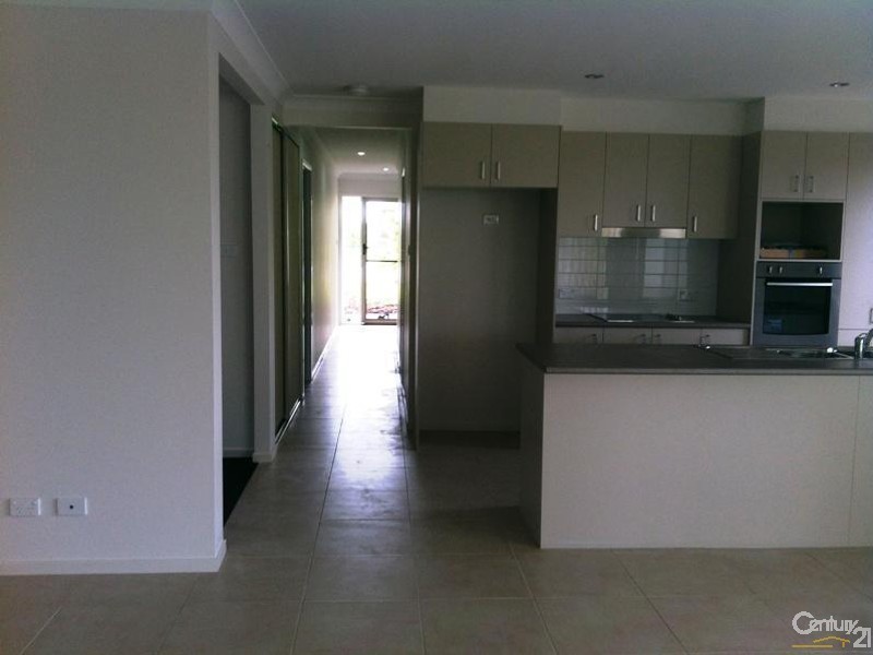 11 Radiant Avenue, Largs NSW 2320