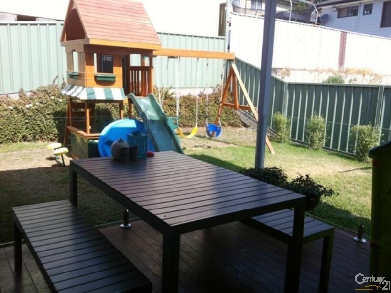 16 Regent Street, Tingira Heights NSW 2290