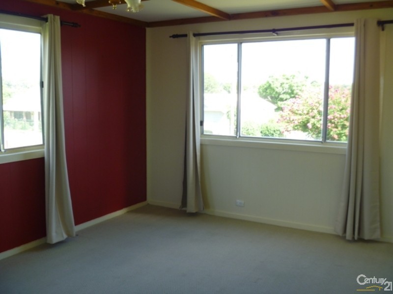 73 Fifth Street, Weston NSW 2326
