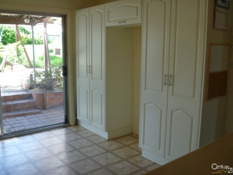 73 Fifth Street, Weston NSW 2326