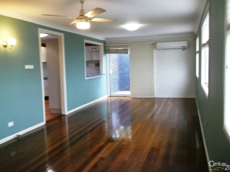 4 Witchard Place, Maryland NSW 2287