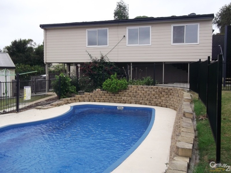 4 Witchard Place, Maryland NSW 2287