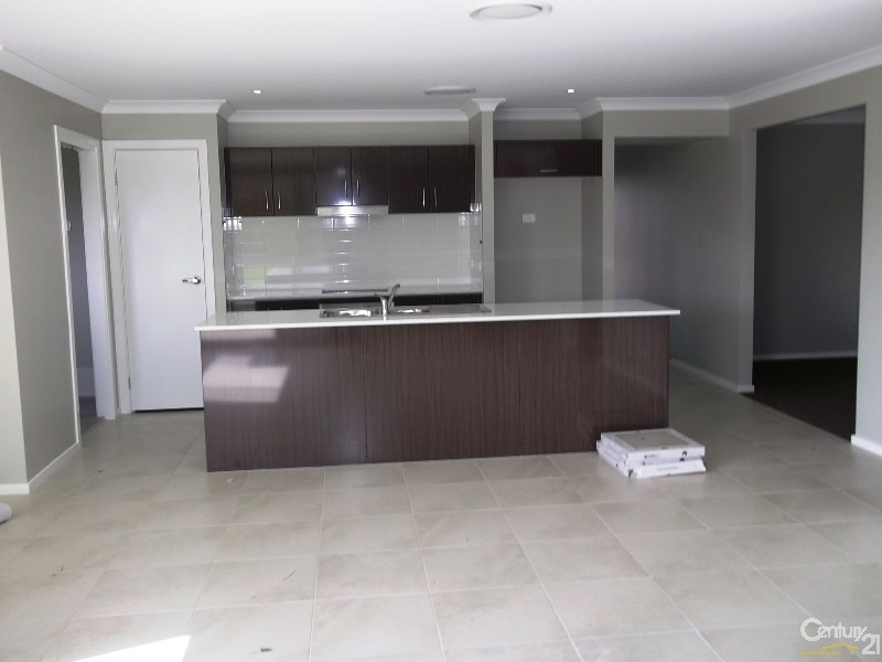 34 Warbler Avenue, Aberglasslyn NSW 2320