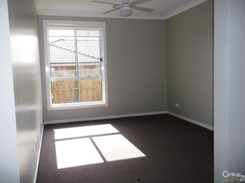 2 Bowerbird Close, Aberglasslyn NSW 2320