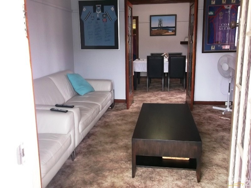 11 Hopkins Street, Merewether NSW 2291