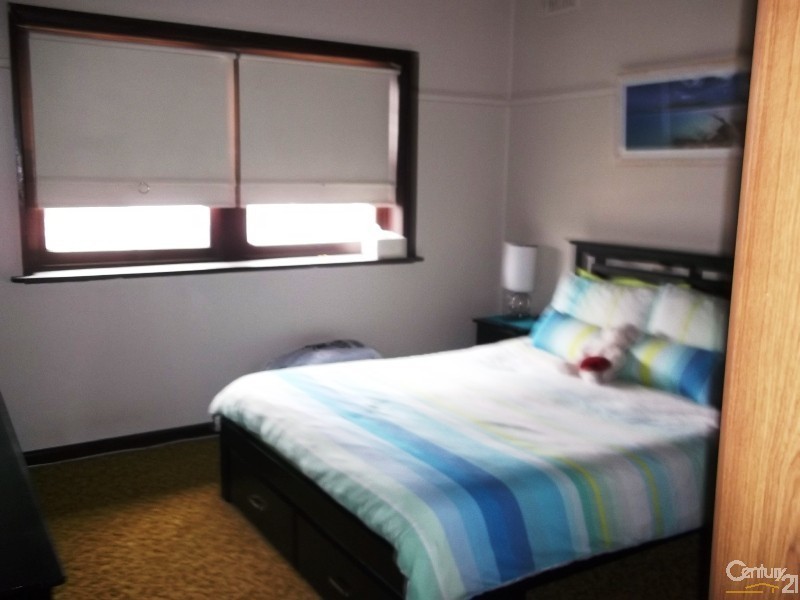 11 Hopkins Street, Merewether NSW 2291