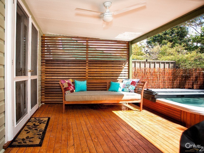 2 Everton Street, Hamilton East NSW 2303