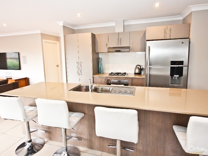 38 Ripon Way, Macquarie Hills NSW 2285
