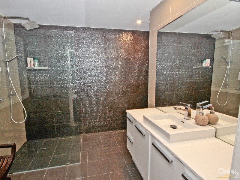 38 Ripon Way, Macquarie Hills NSW 2285