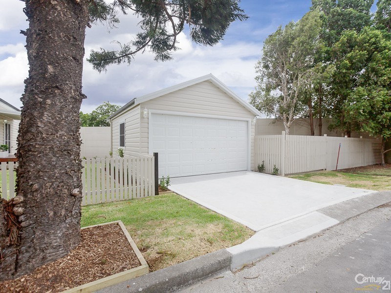 22 Young Street, Georgetown NSW 2298