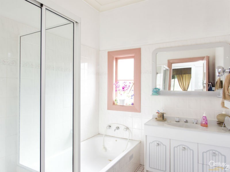 44 Crescent Road, Waratah NSW 2298