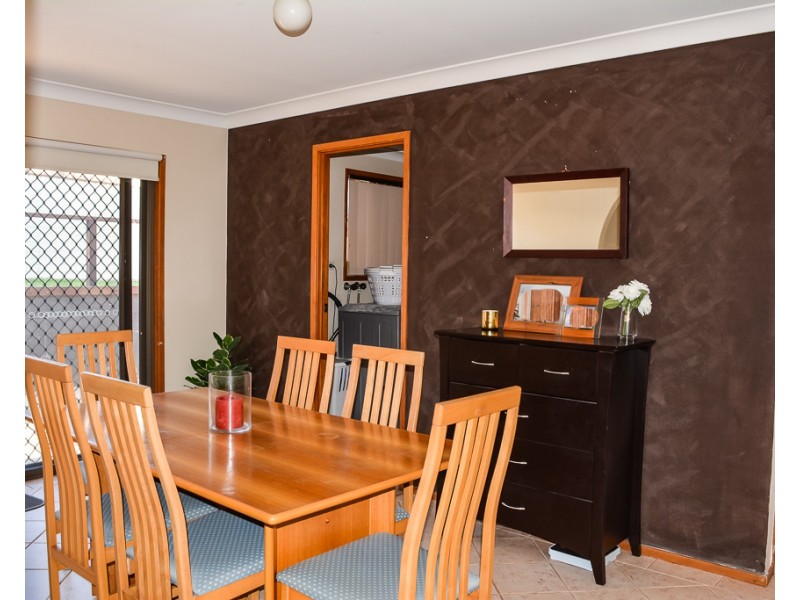 8 Craven Close, Maryland NSW 2287
