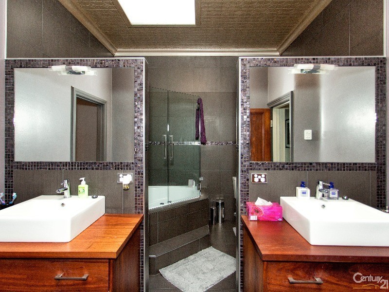 23 Fern Street, Hamilton NSW 2303