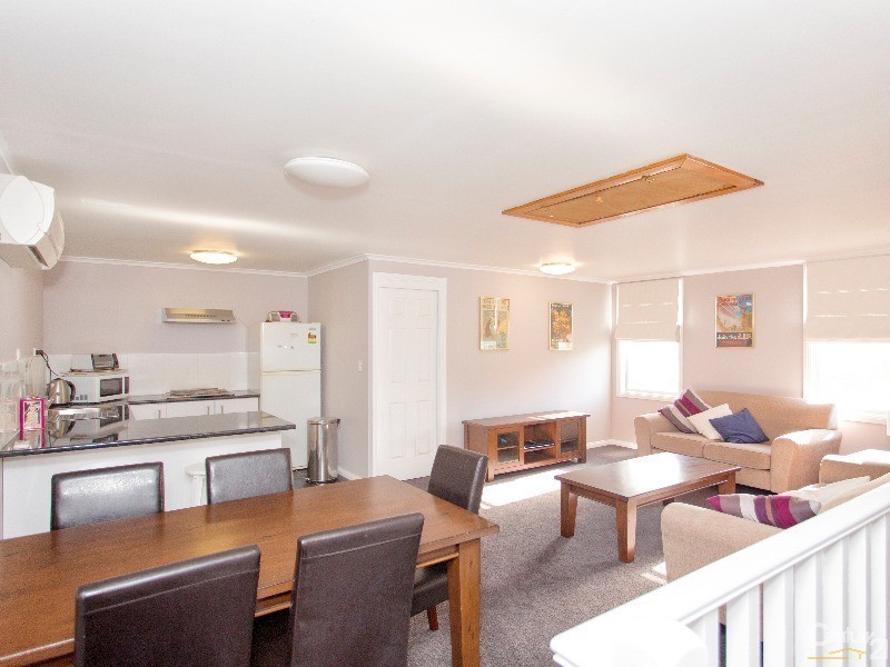 23 Fern Street, Hamilton NSW 2303