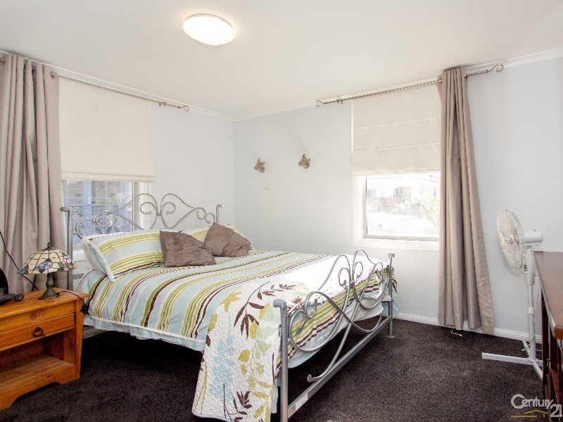 23 Fern Street, Hamilton NSW 2303