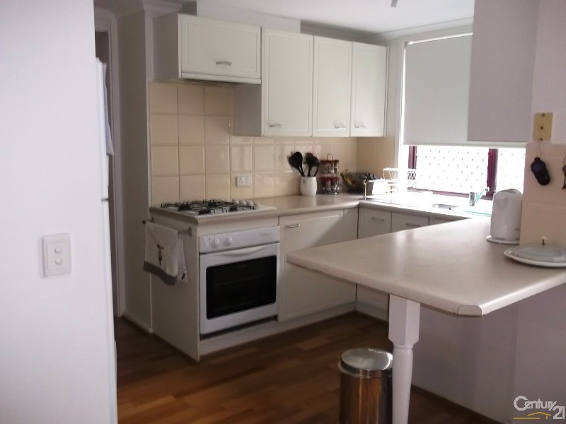 2/7 Steel Street, Hamilton NSW 2303