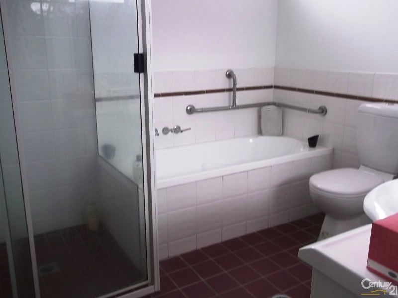 2/7 Steel Street, Hamilton NSW 2303