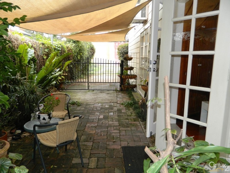 5 Thomas Street, Islington NSW 2296