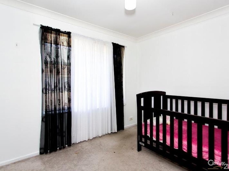 6 Woodbine Close, Woodberry NSW 2322