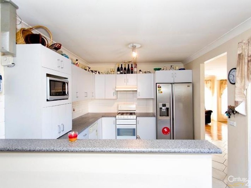 6 Woodbine Close, Woodberry NSW 2322