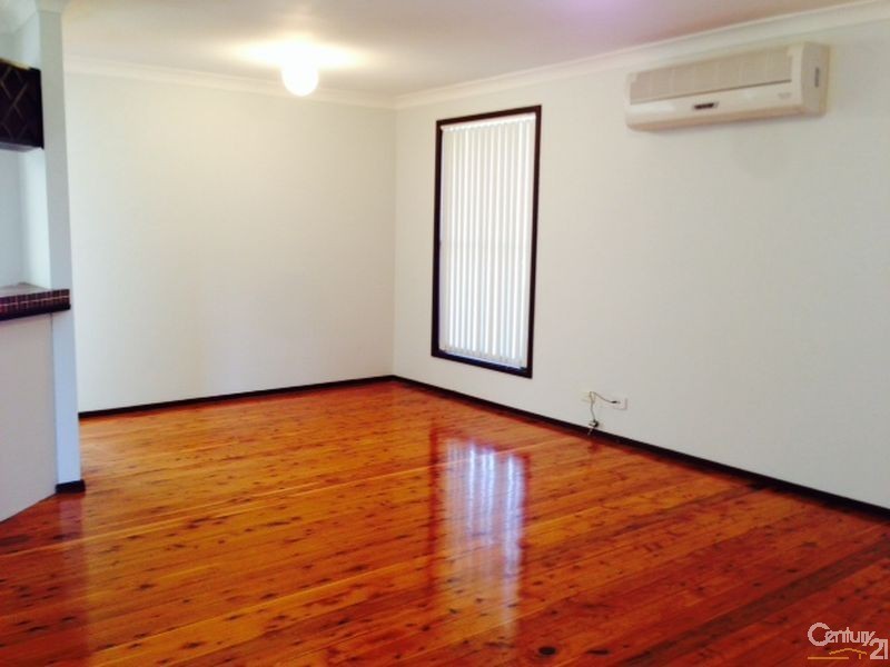 15 Berwick Street, Maryland NSW 2287