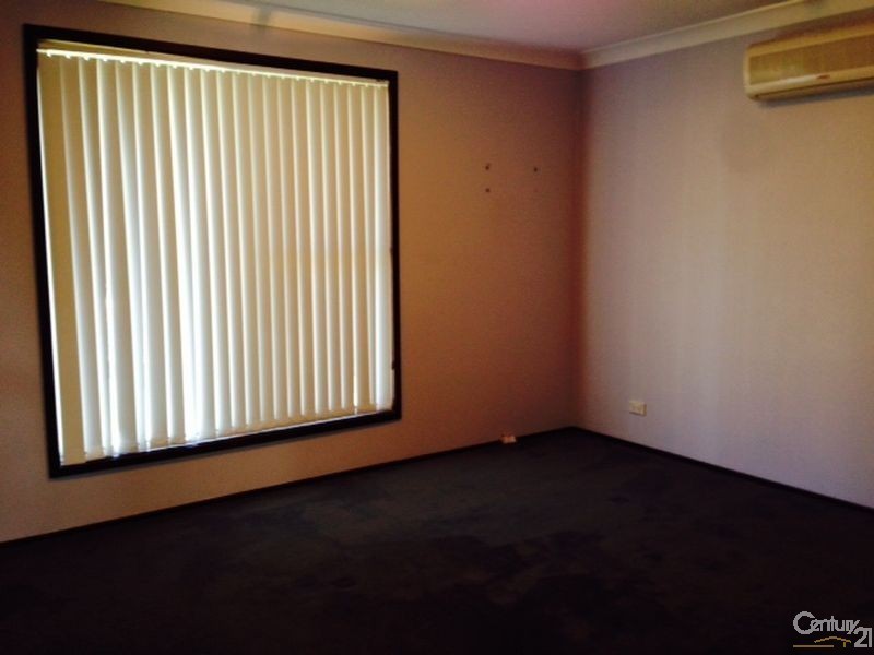 15 Berwick Street, Maryland NSW 2287