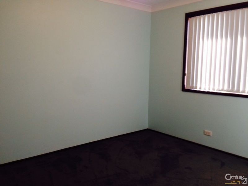 15 Berwick Street, Maryland NSW 2287