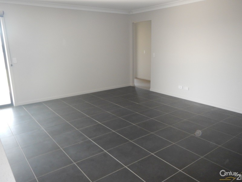 5 Babbler Way, Aberglasslyn NSW 2320