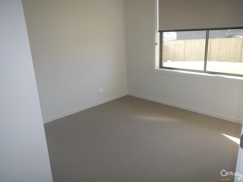 5 Babbler Way, Aberglasslyn NSW 2320