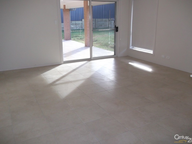 62 Blackwood Circuit, Cameron Park NSW 2285