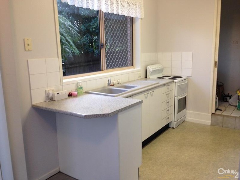 8 Hakea Parade, Medowie NSW 2318