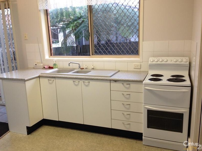 8 Hakea Parade, Medowie NSW 2318