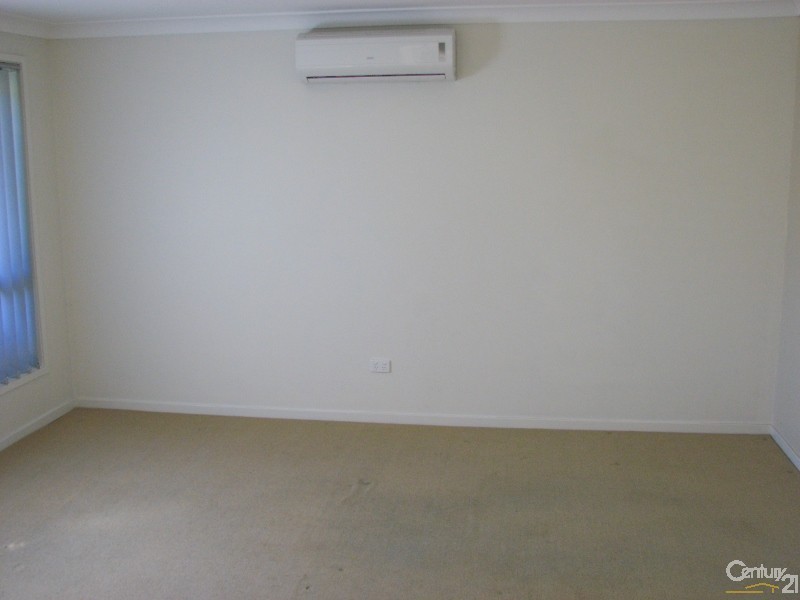 28 County Drive, Fletcher NSW 2287