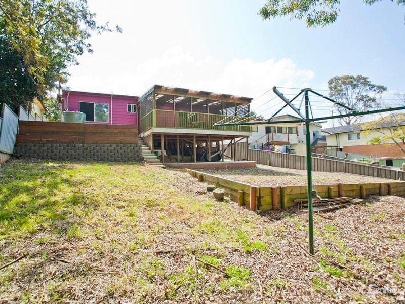 19 Karloo Street, Shortland NSW 2307