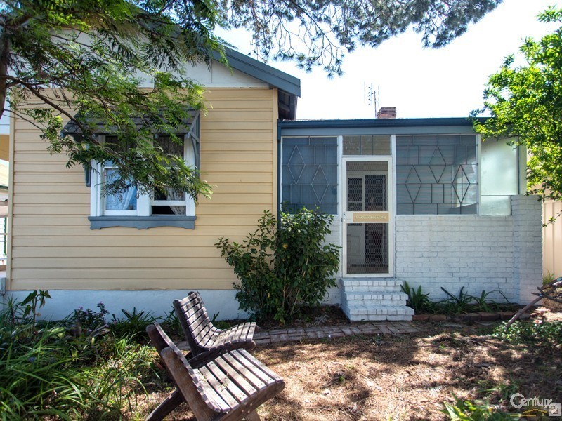 5 Edmund Street, Mayfield NSW 2304