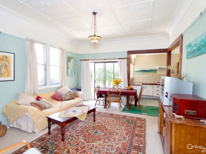 5 Edmund Street, Mayfield NSW 2304