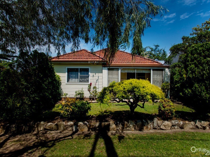 17 Norris Avenue, Mayfield West NSW 2304