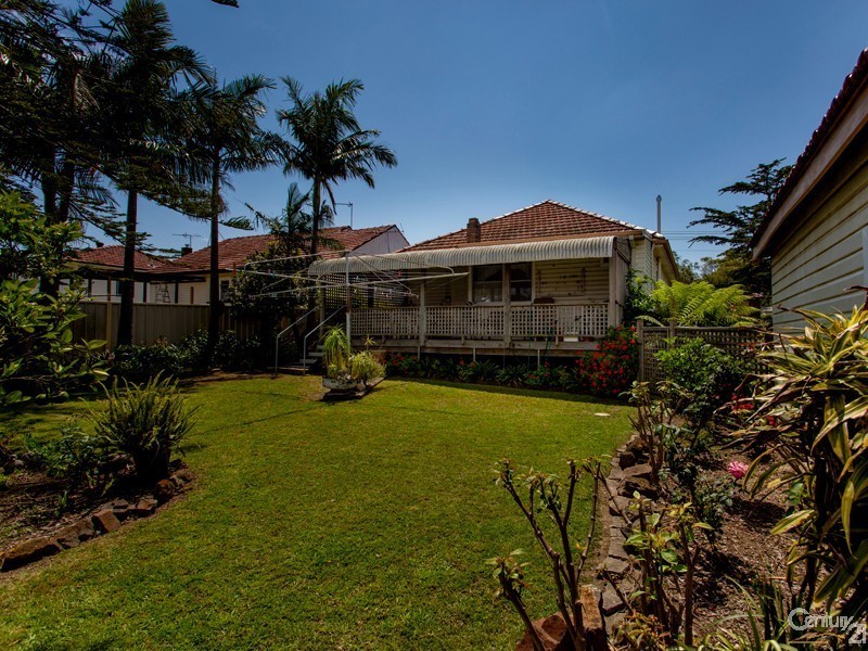 17 Norris Avenue, Mayfield West NSW 2304