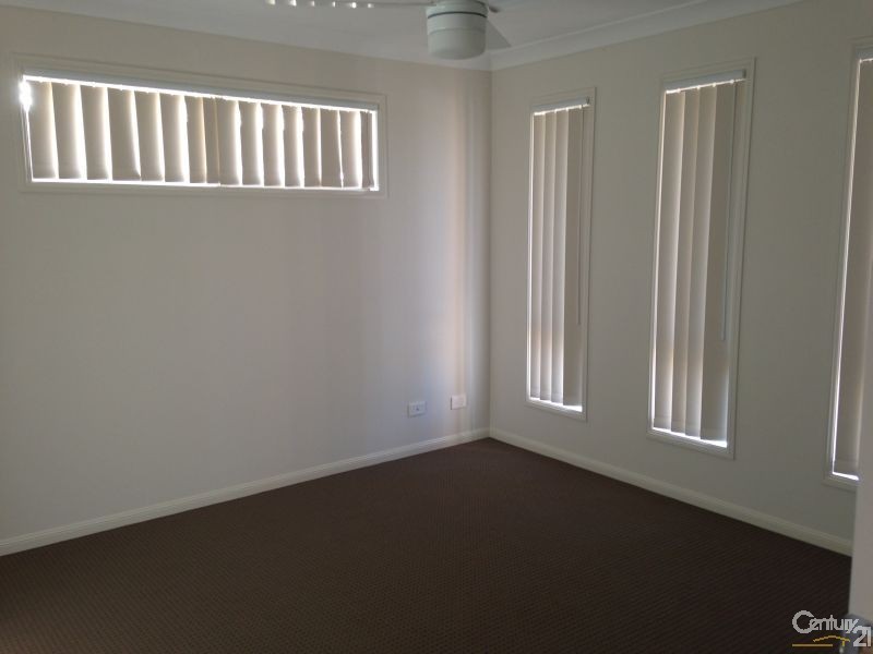 8 Kural Crescent, Fletcher NSW 2287