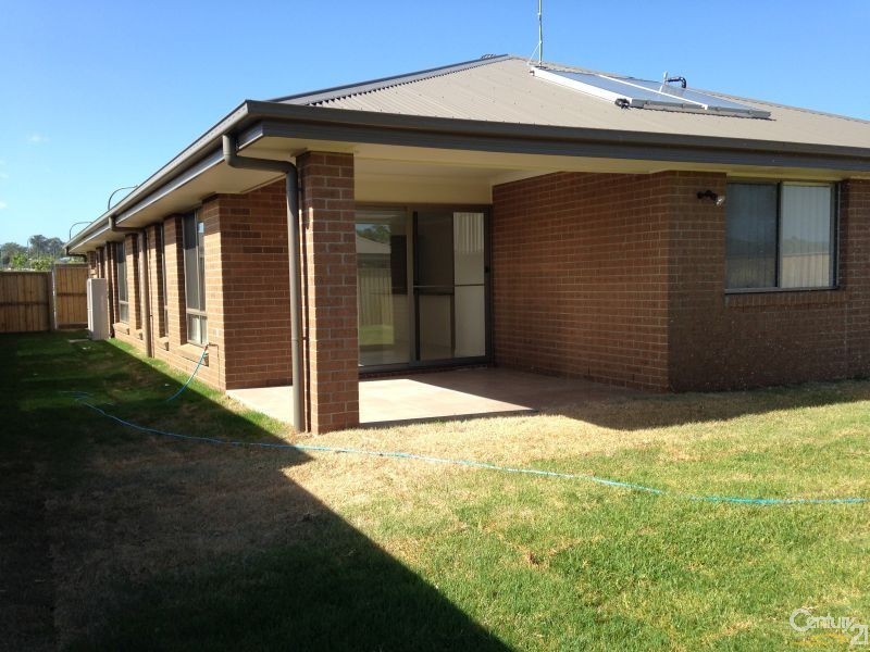 8 Kural Crescent, Fletcher NSW 2287
