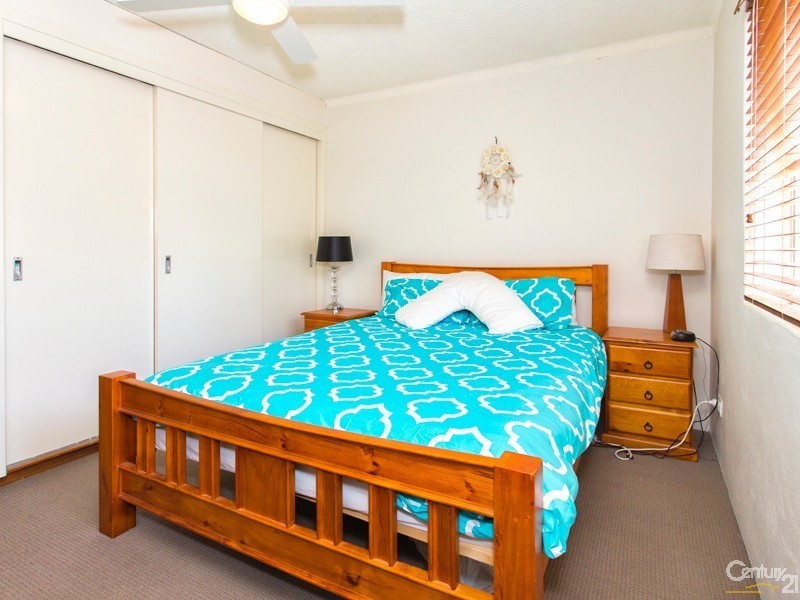 2/5 Dent Street, Merewether NSW 2291