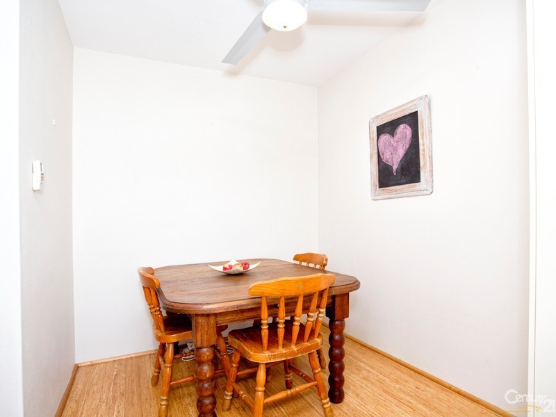 2/5 Dent Street, Merewether NSW 2291