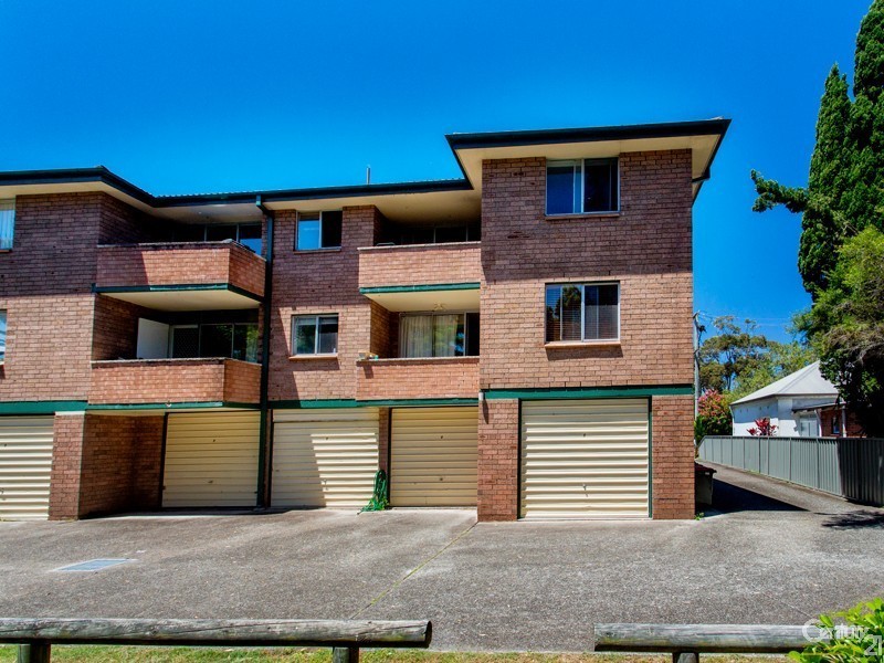 2/5 Dent Street, Merewether NSW 2291