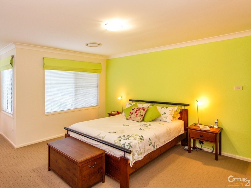 30 Glendore Parade, Maryland NSW 2287