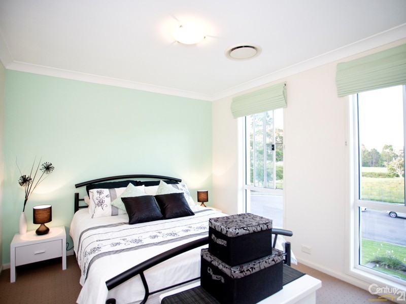 30 Glendore Parade, Maryland NSW 2287