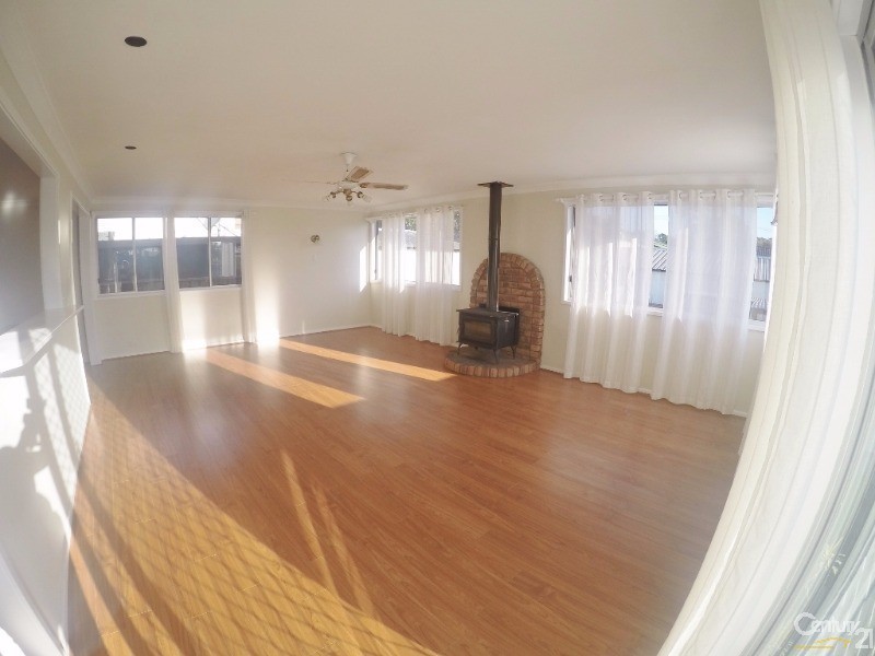 14 Alwinton Street, Maryland NSW 2287