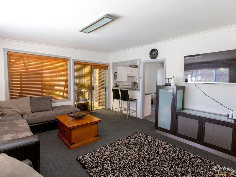 74 Main Road, Heddon Greta NSW 2321