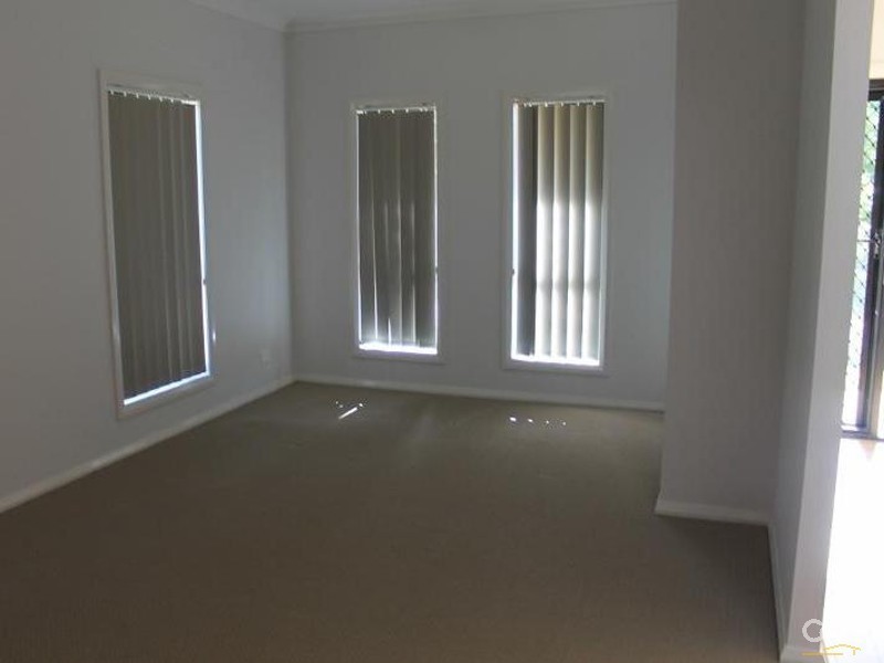 23 Serenity Crescent, Fletcher NSW 2287